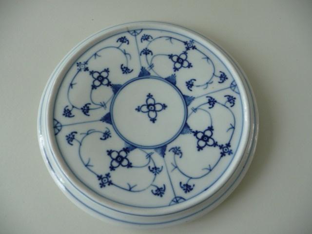 Porseleinen onderschotel, Ophalen of Verzenden