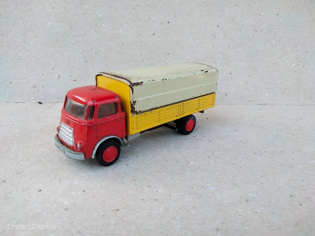 lion car = DAF  fronstuur truck, Ophalen of Verzenden, Gebruikt, Bus of Vrachtwagen, Lion Toys