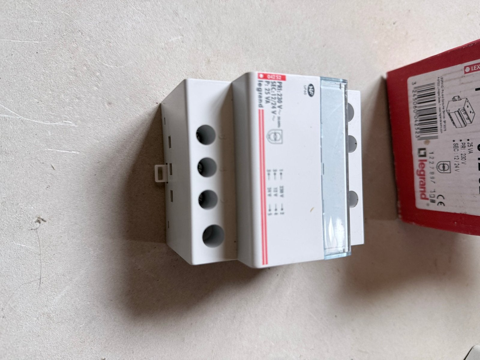 Legrand 042 52 beltransformator 230V naar 12/24V 25VA, Ophalen of Verzenden, Gebruikt, Overige typen