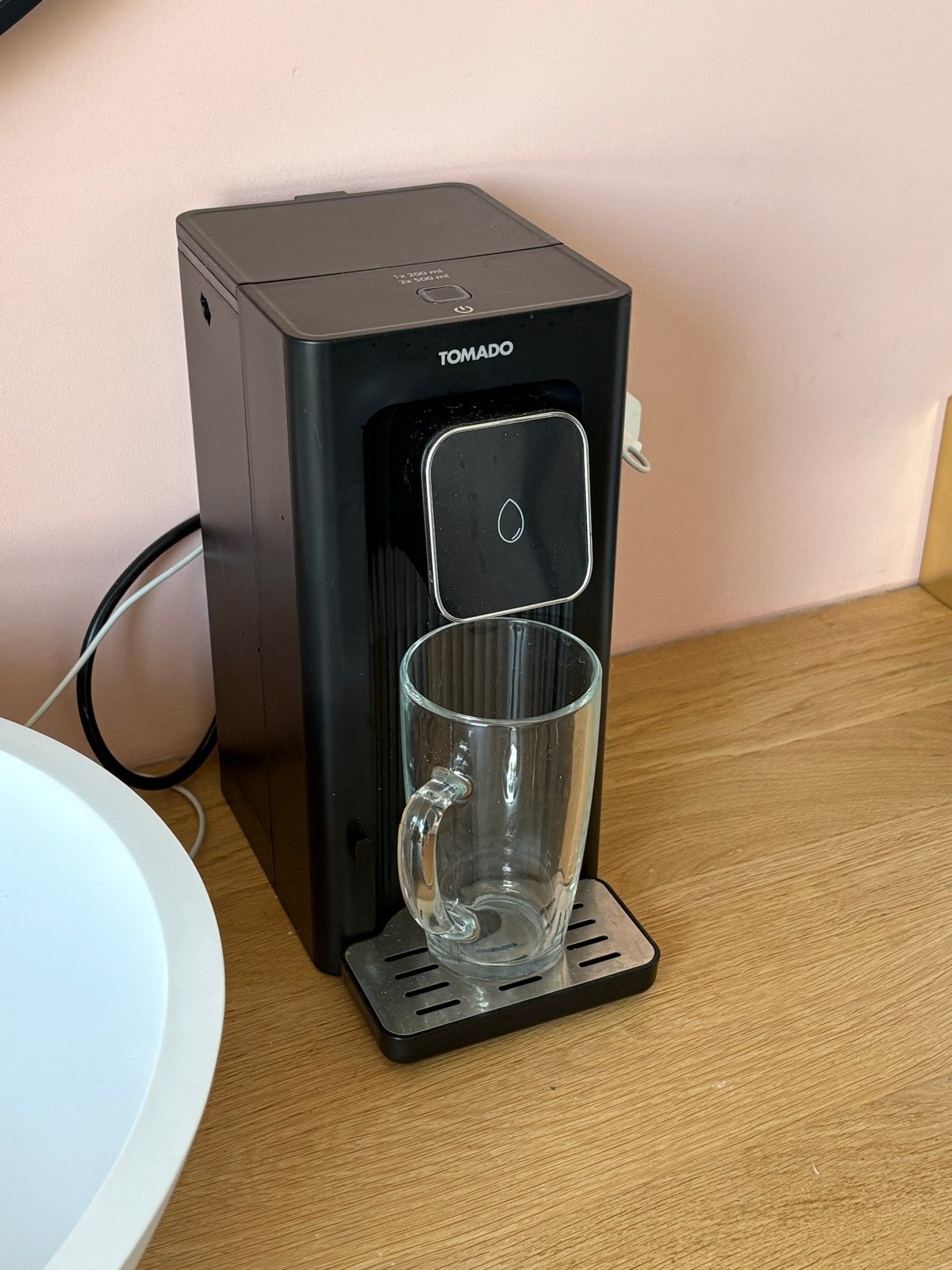 Tomado heetwaterdispenser - Zo goed als nieuw, Witgoed en Apparatuur, Waterkokers, Ophalen, Zo goed als nieuw