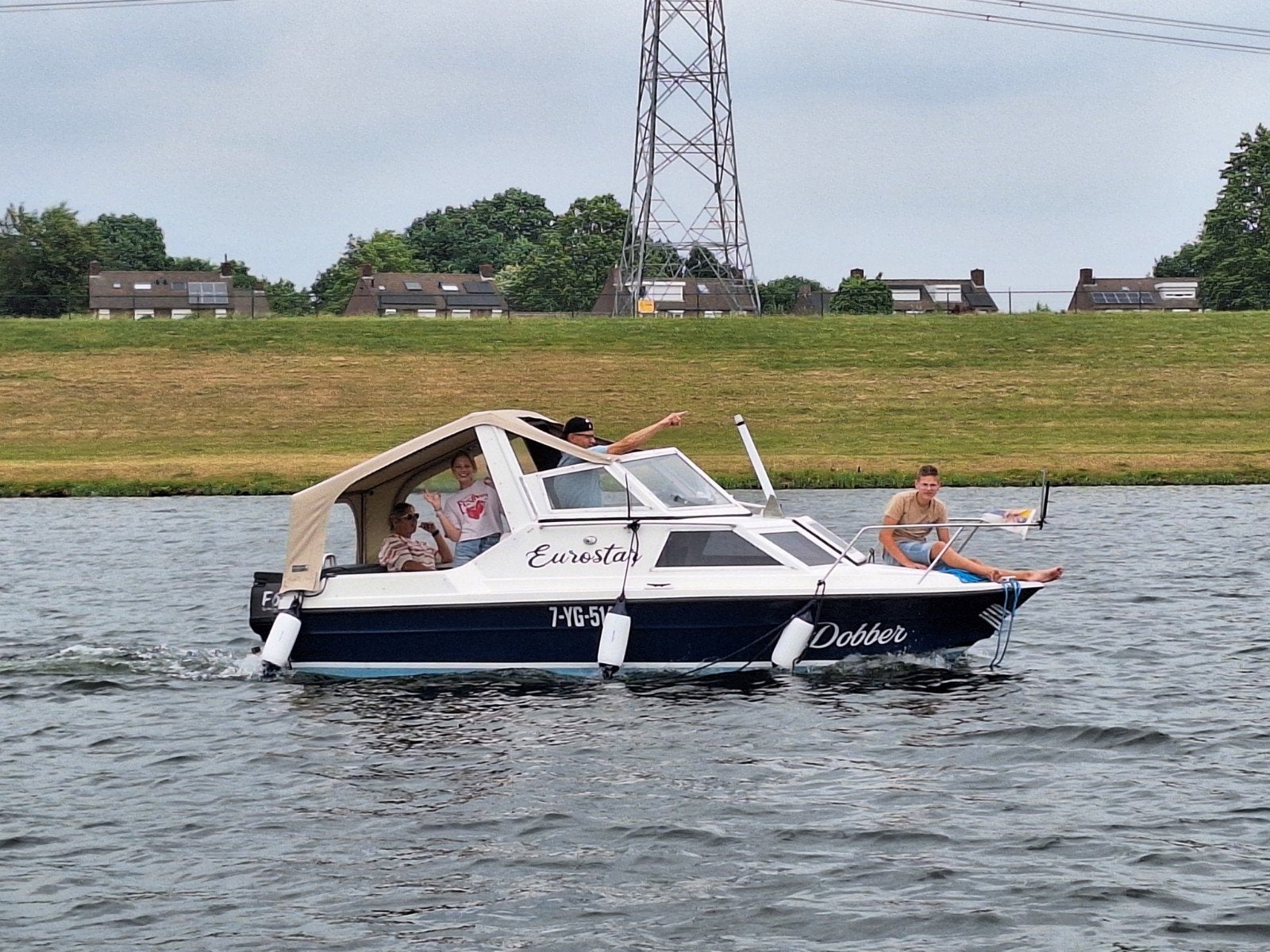 Super gaaf en snel bootje, vaarklaar! Kan zonder vaarbewijs, Benzine, Gebruikt, Buitenboordmotor, Ophalen of Verzenden
