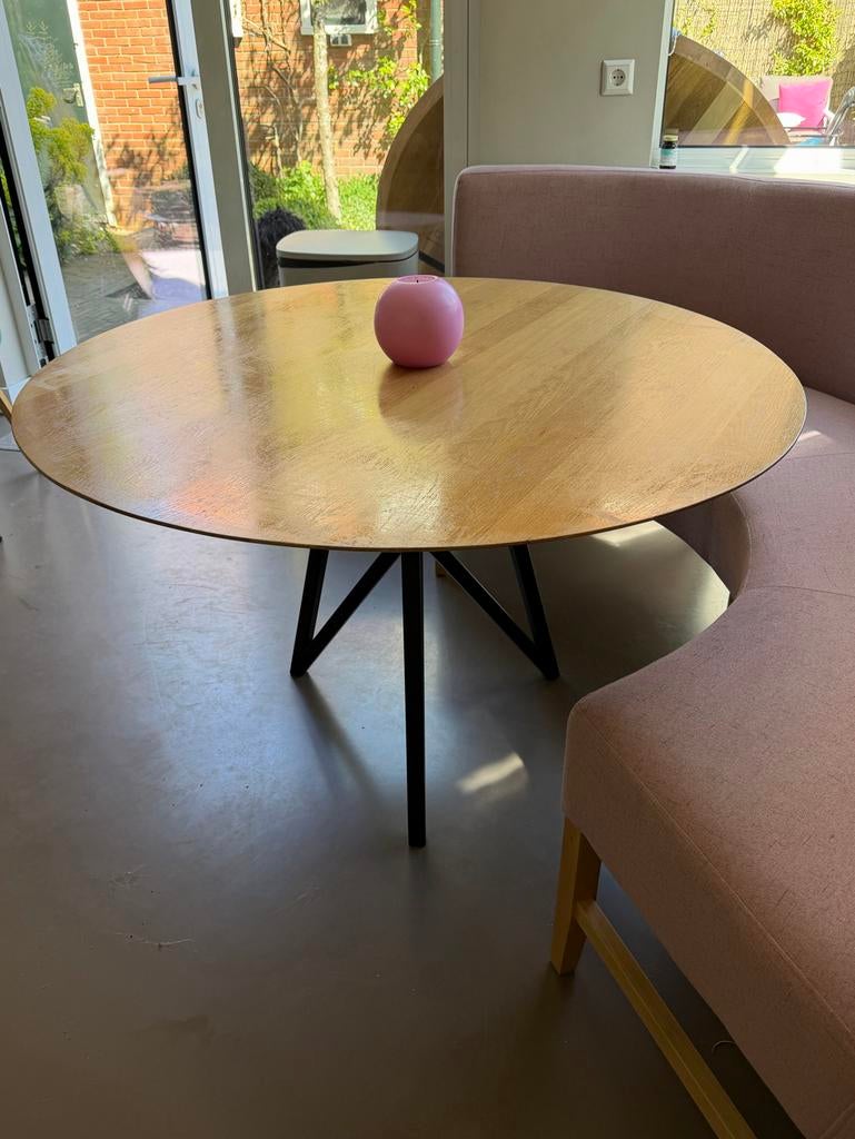 Studio Henk tafel met butterfly onderstel 120cm, Huis en Inrichting, Ophalen, Gebruikt, 100 tot 150 cm, Rond