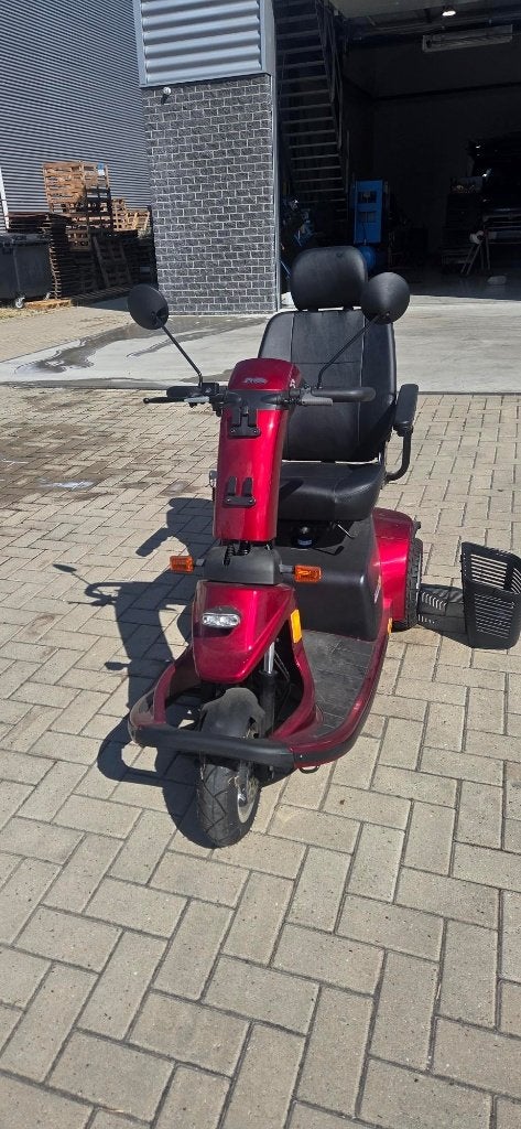 Luna Victory scootmobiel, Ophalen, Pride, Zo goed als nieuw, 46 km of meer