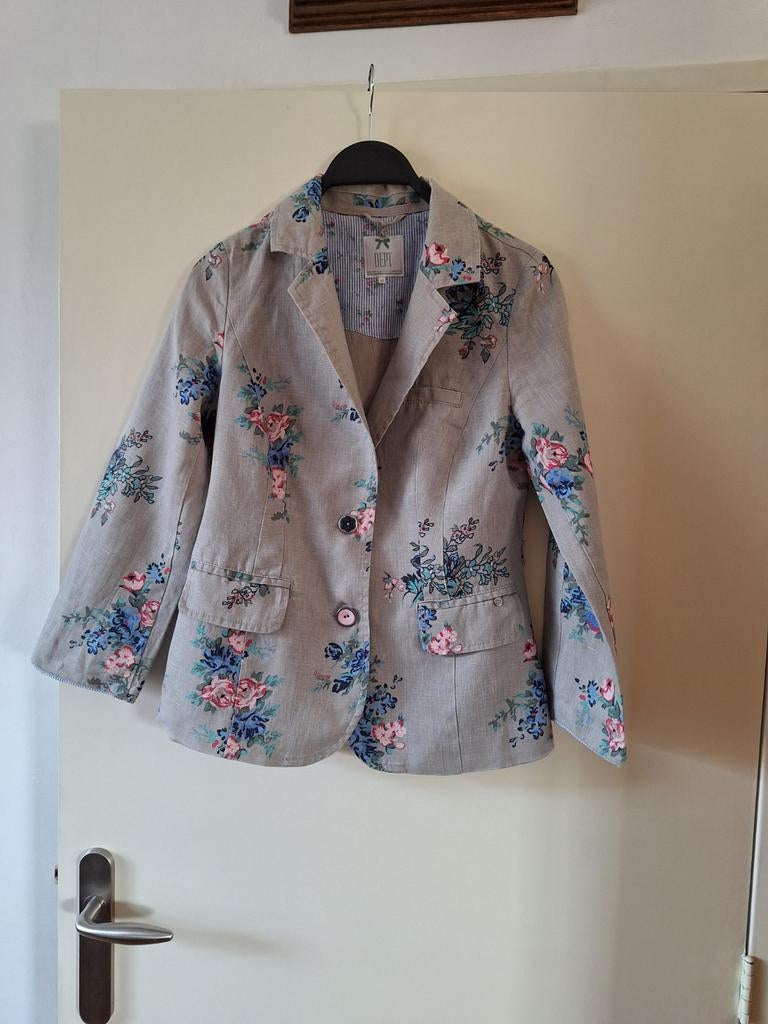 Dames blazer Dept maat xs, Kleding | Dames, Jasjes, Kostuums en Pakken, Ophalen of Verzenden, Zo goed als nieuw, Maat 34 (XS) of kleiner