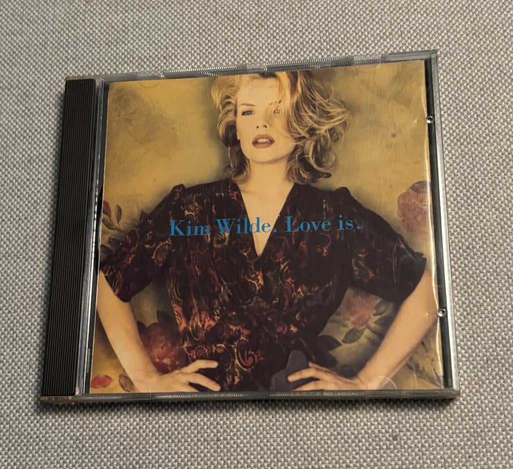 Kim Wilde, Love Is (CD), Ophalen of Verzenden, Zo goed als nieuw