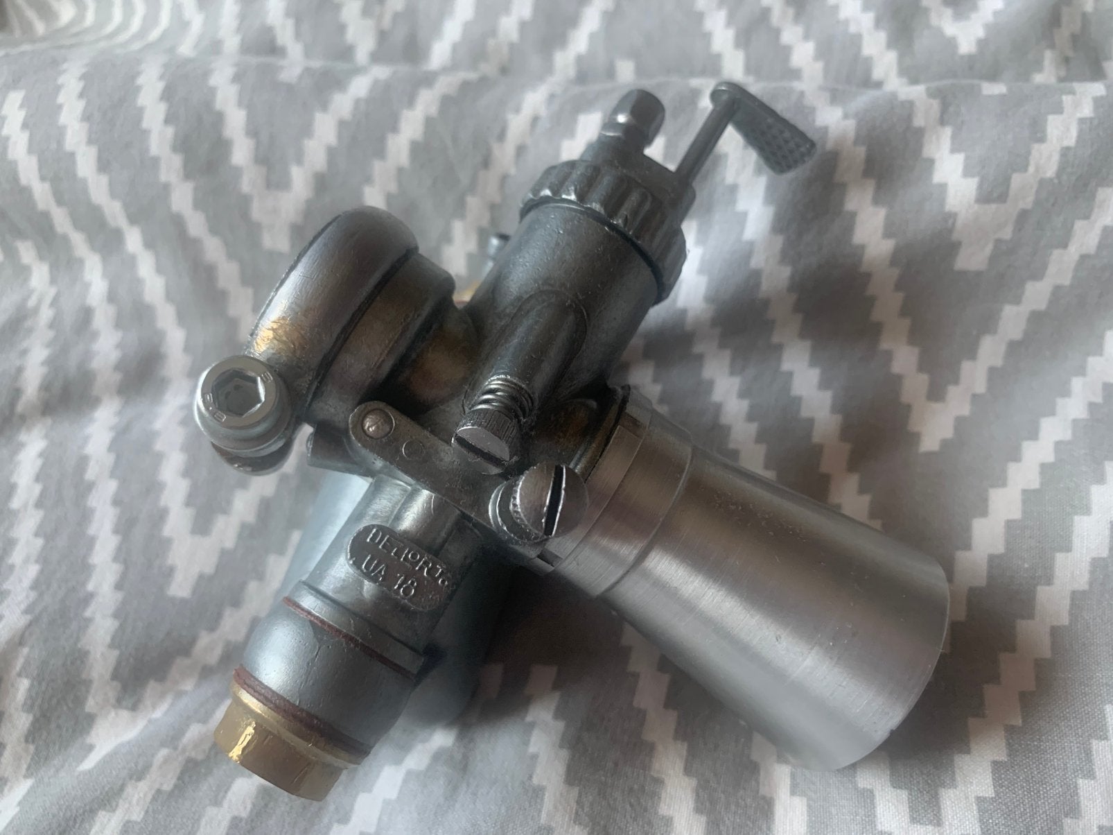 Dellorto ua 18mm nog in en nette staat !, Ophalen of Verzenden, Zo goed als nieuw, Carburateur, Overige merken