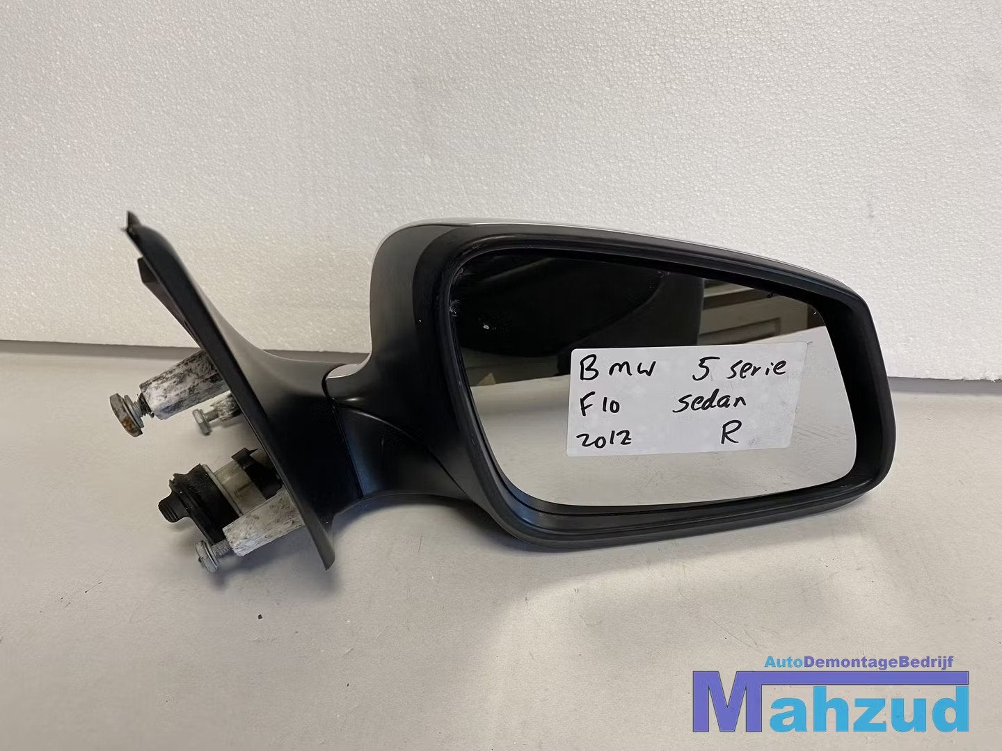 BMW F10 F11 5 SERIE Rechts grijs spiegel right grey mirror, Auto-onderdelen, Spiegels, Petuelring 130
80788  Munich, DE, Gebruikt