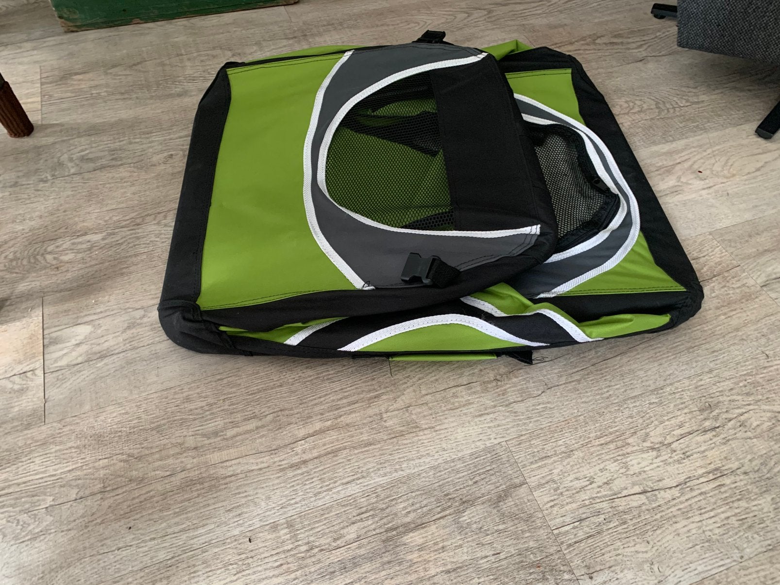 Opvouwbare honden reis bench van Friendly Pet, Dieren en Toebehoren, Ophalen, Gebruikt