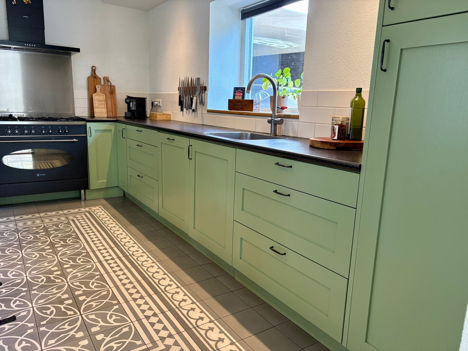 Landelijke keuken met vaatwasser, fornuis en Grohe quooker, Ophalen, Gebruikt, Hoekkeuken, Kunststof