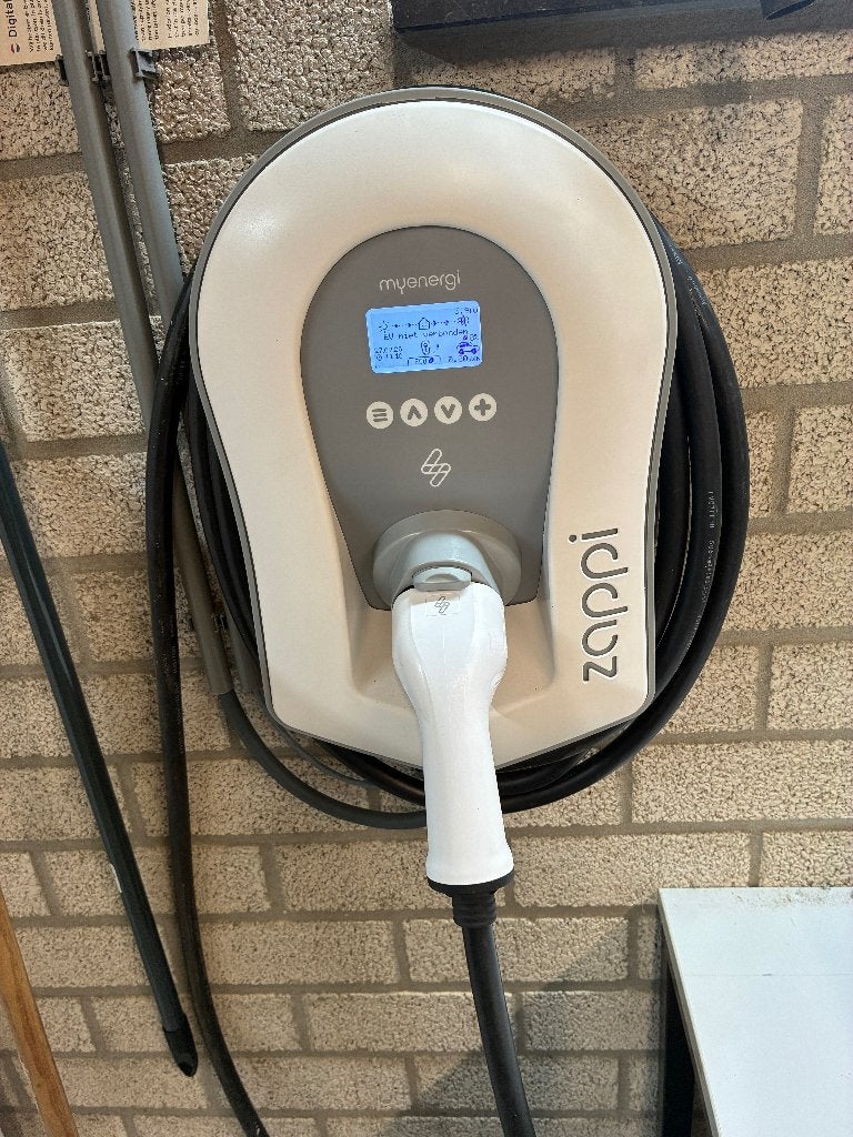 Zappi Laadstation   V2   2023, Ophalen, Zo goed als nieuw, Laadpaal