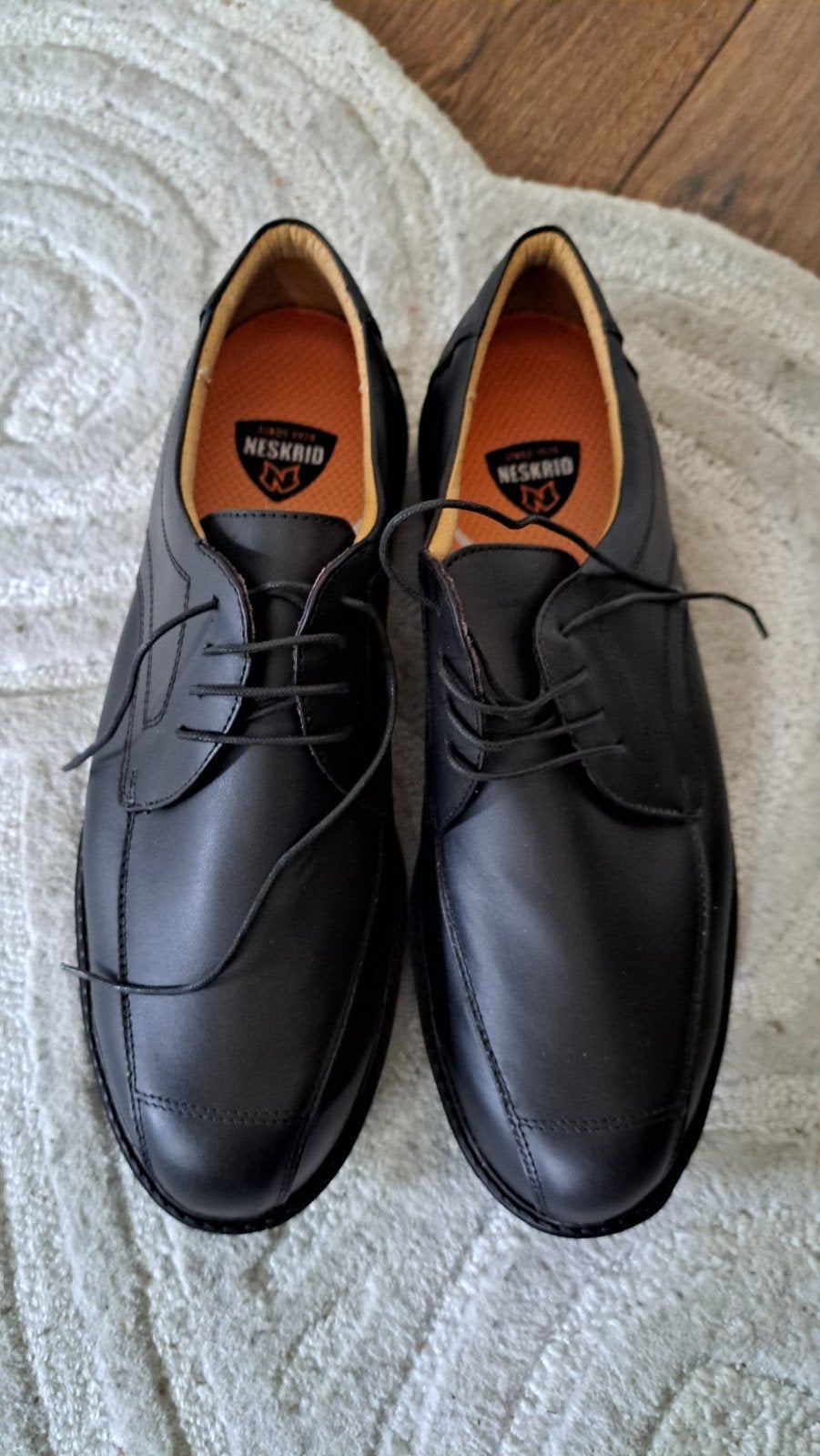 Nette veiligheidsschoenen Neskrid m45 nieuw !, Ophalen of Verzenden, Nieuw