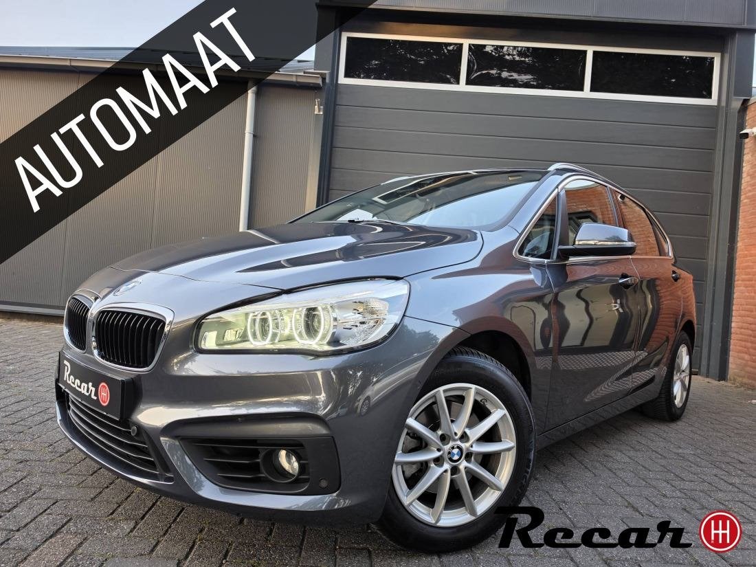 BMW 2-serie Active Tourer - 218i Centennial High Executive/1, Auto's, Automaat, 1345 kg, 136 pk, Gebruikt