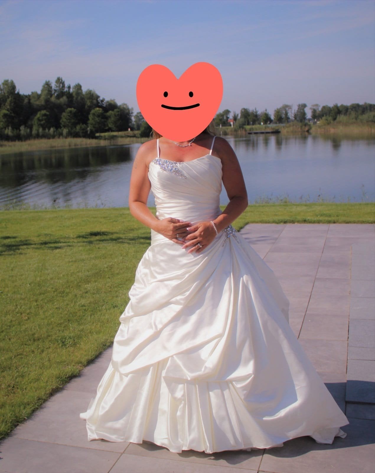 trouwjurk zeer mooi, Ophalen, Zo goed als nieuw, Wit, Trouwjurk