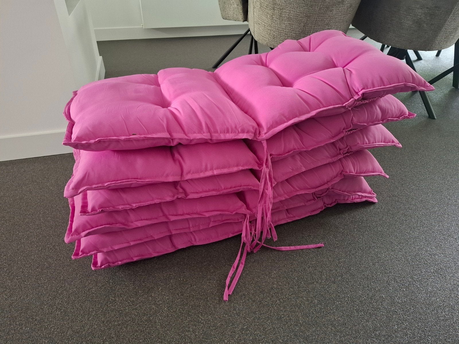 6 Roze tuinstoelkussens - Zo goed als nieuw, Ophalen