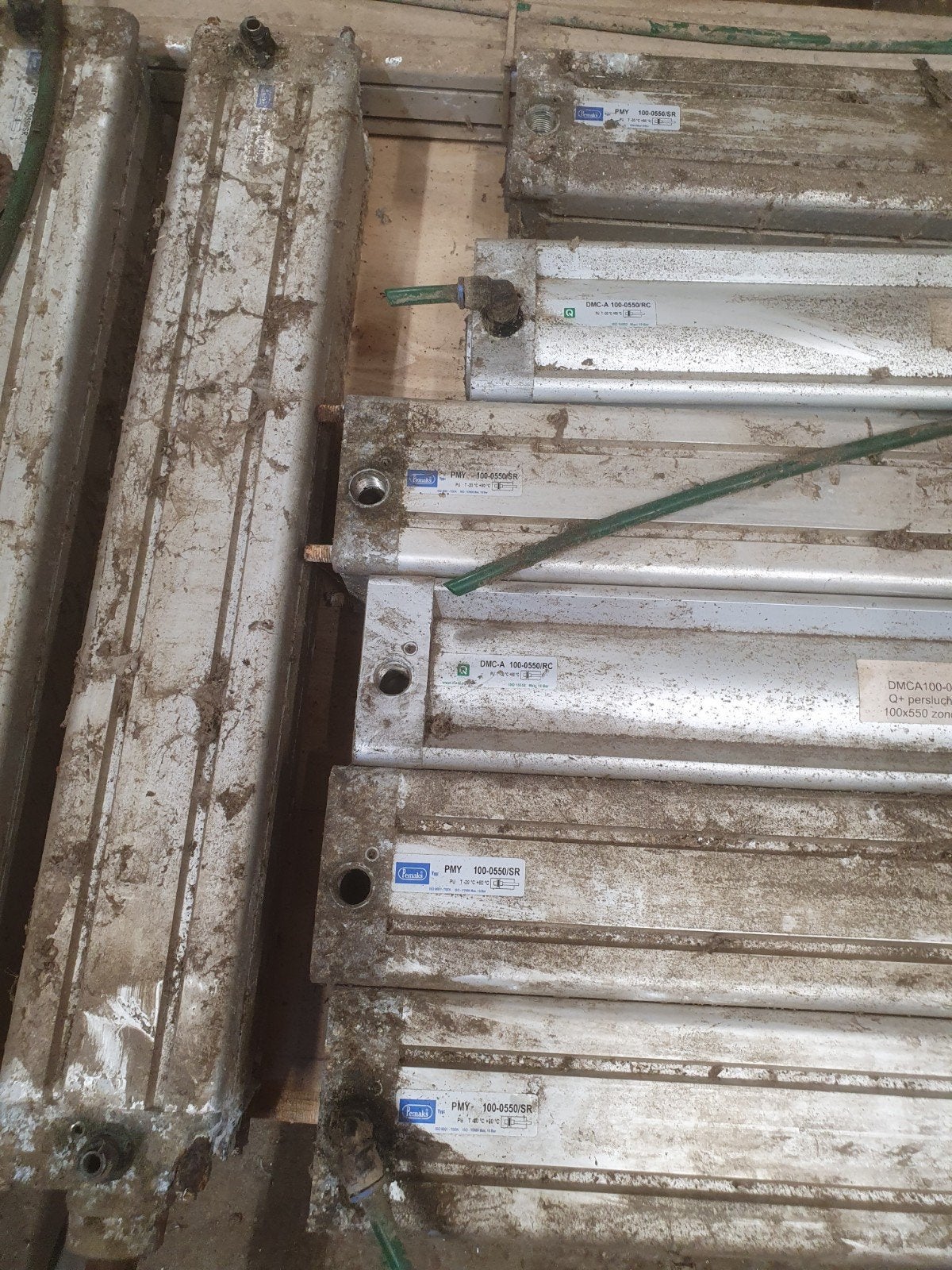 perslucht cilinder's voor solidex delaval melkstal, Dieren en Toebehoren, Delaval, Info@delaval.com, Steenwijk