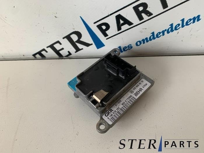 Kachel Weerstand van een Mercedes S-Klasse, Gebruikt, -, Ophalen of Verzenden, -