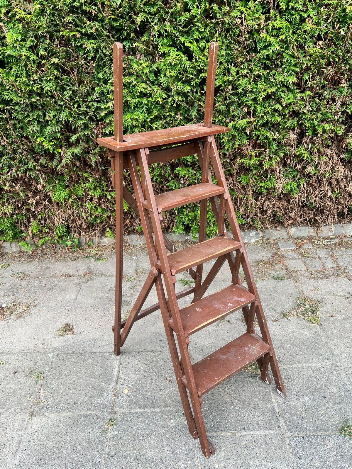Brocant klein oud houten trapje, bruin keukentrapje ladder, Ophalen