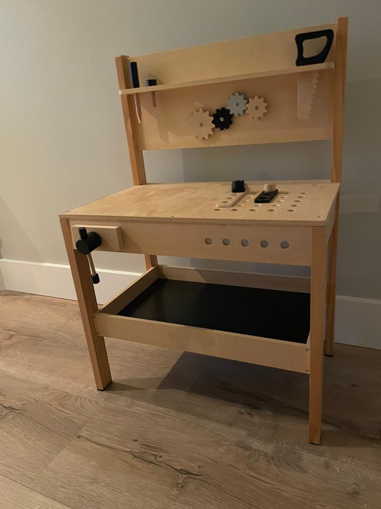 Kinder werkbankje Petit Amelie, Ophalen, Gebruikt, Hout
