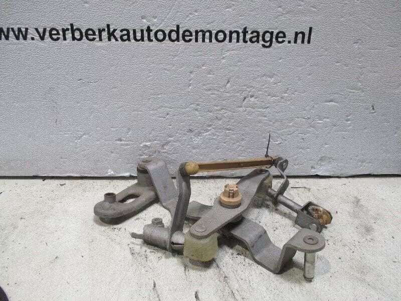 SCHAKELMECHANIEK Opel Adam (01-2012/12-2019), Bahnhofsplatz 65423 Rüsselsheim am Main, DE, Gebruikt, Opel, Opel Automobile GmbH