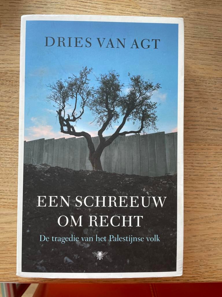 Dries van Agt - Een Schreeuw om Recht: Palestijnse zaak, Boeken, Ophalen of Verzenden, 20e eeuw of later, Zo goed als nieuw, Azië