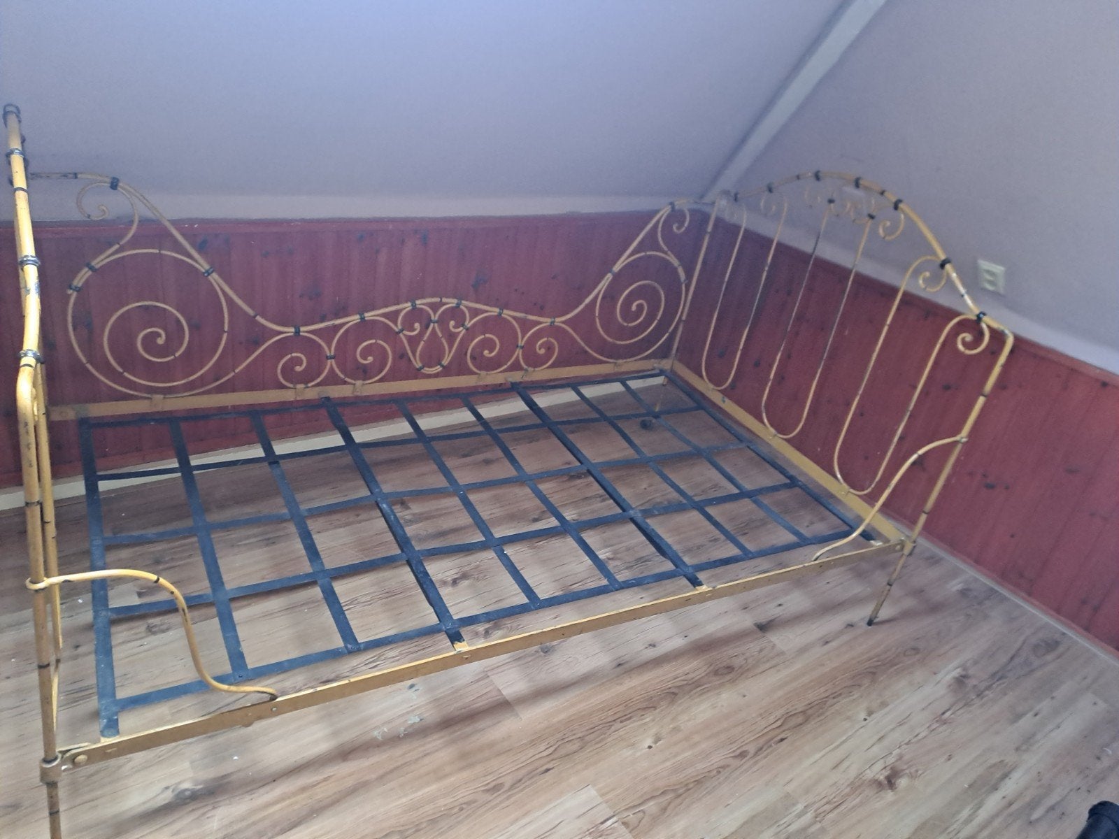 Antiek Frans bed, 185x120 cm, Ophalen