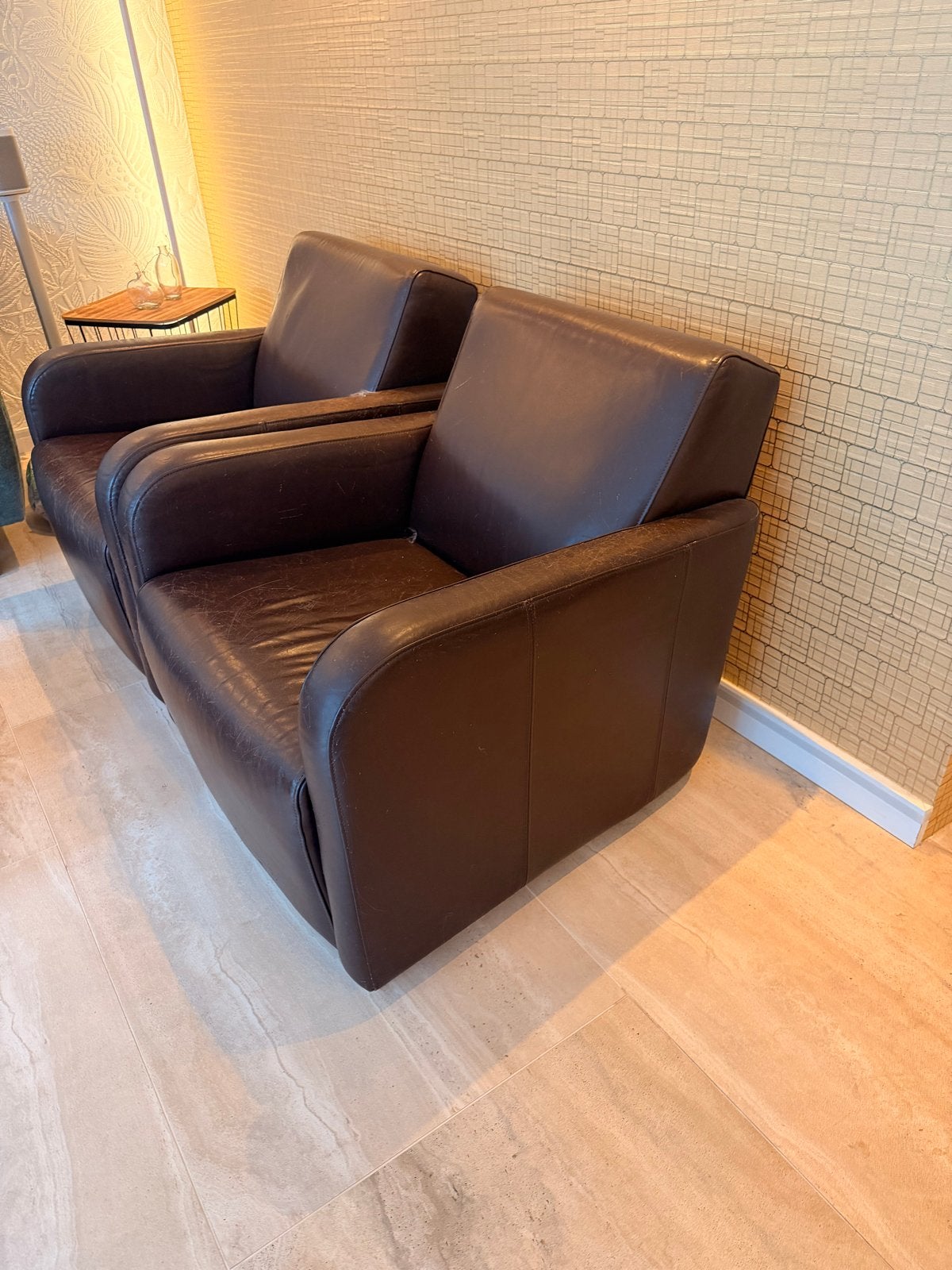 Twee bruine leren fauteuils - Gebruikt, Ophalen, Gebruikt, Leer, 75 tot 100 cm