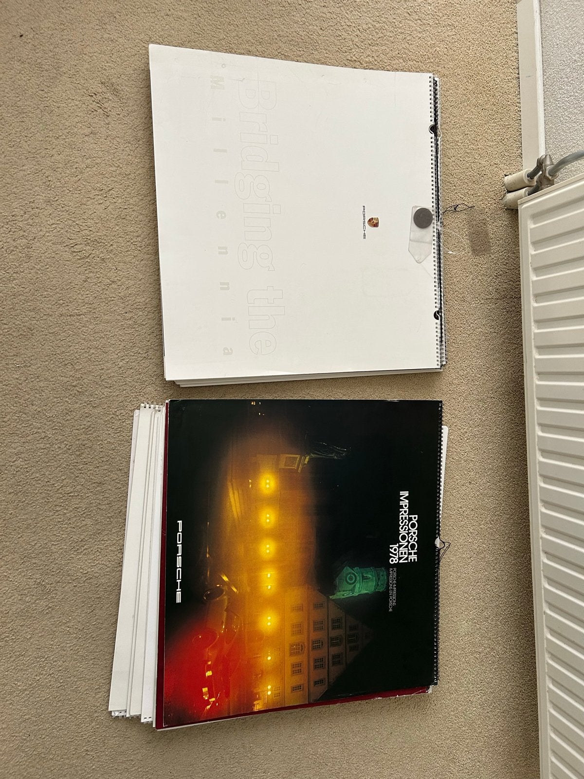 Porsche kalenders wisselende staat., Verzenden, Maandkalender