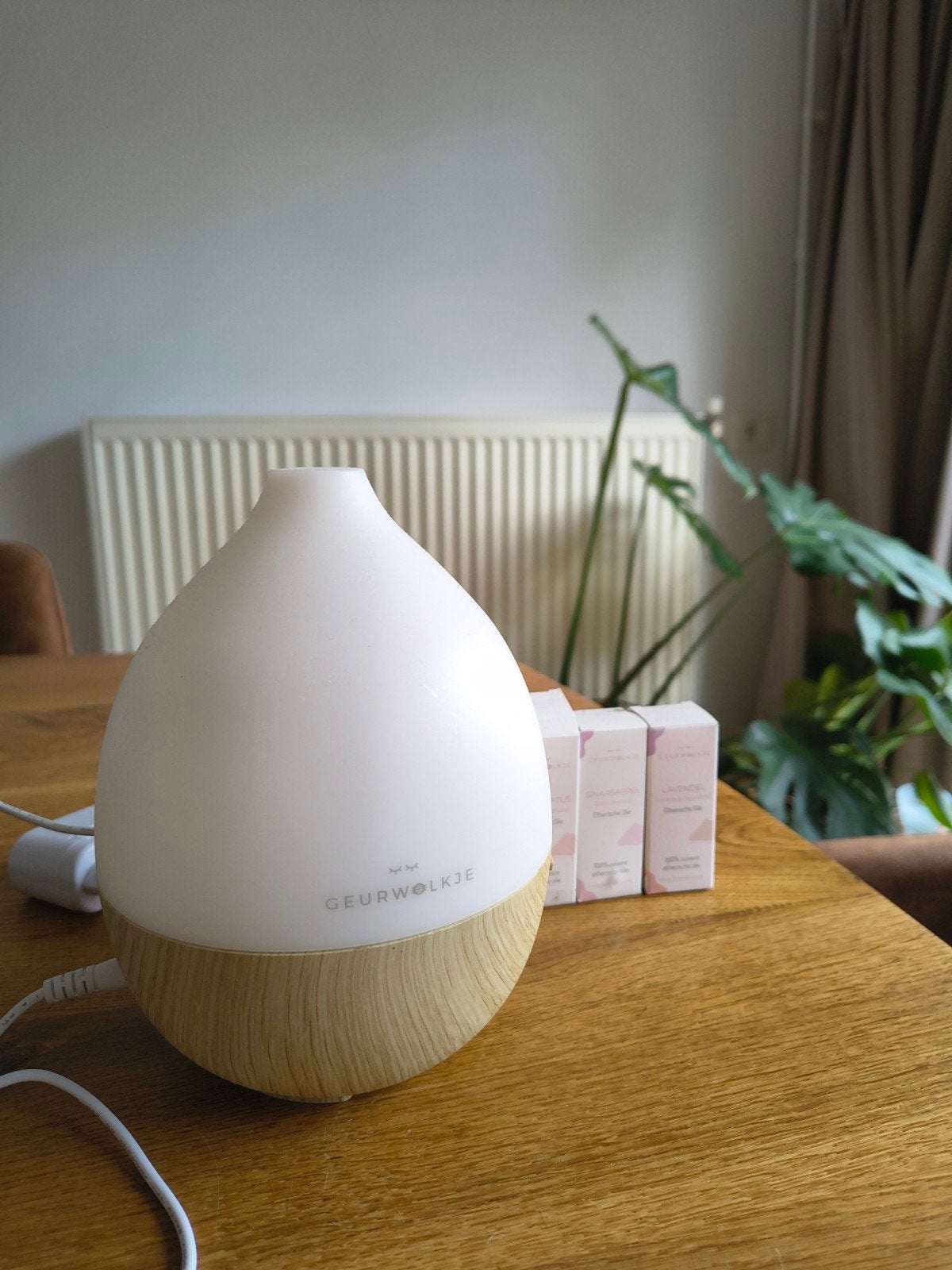 Geurwolkje diffuser met 3 etherische oliÃ«n, Huis en Inrichting, Ophalen of Verzenden, Zo goed als nieuw