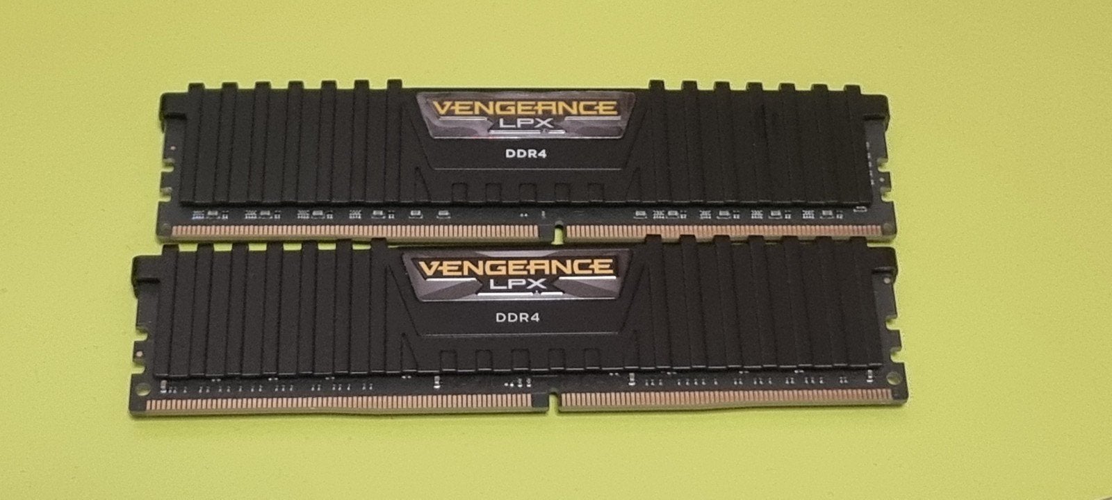 Corsair Vengeance LPX 32GB DDR4 2666MHz RAM (2x16GB), Ophalen, 32 GB, DDR4, Zo goed als nieuw