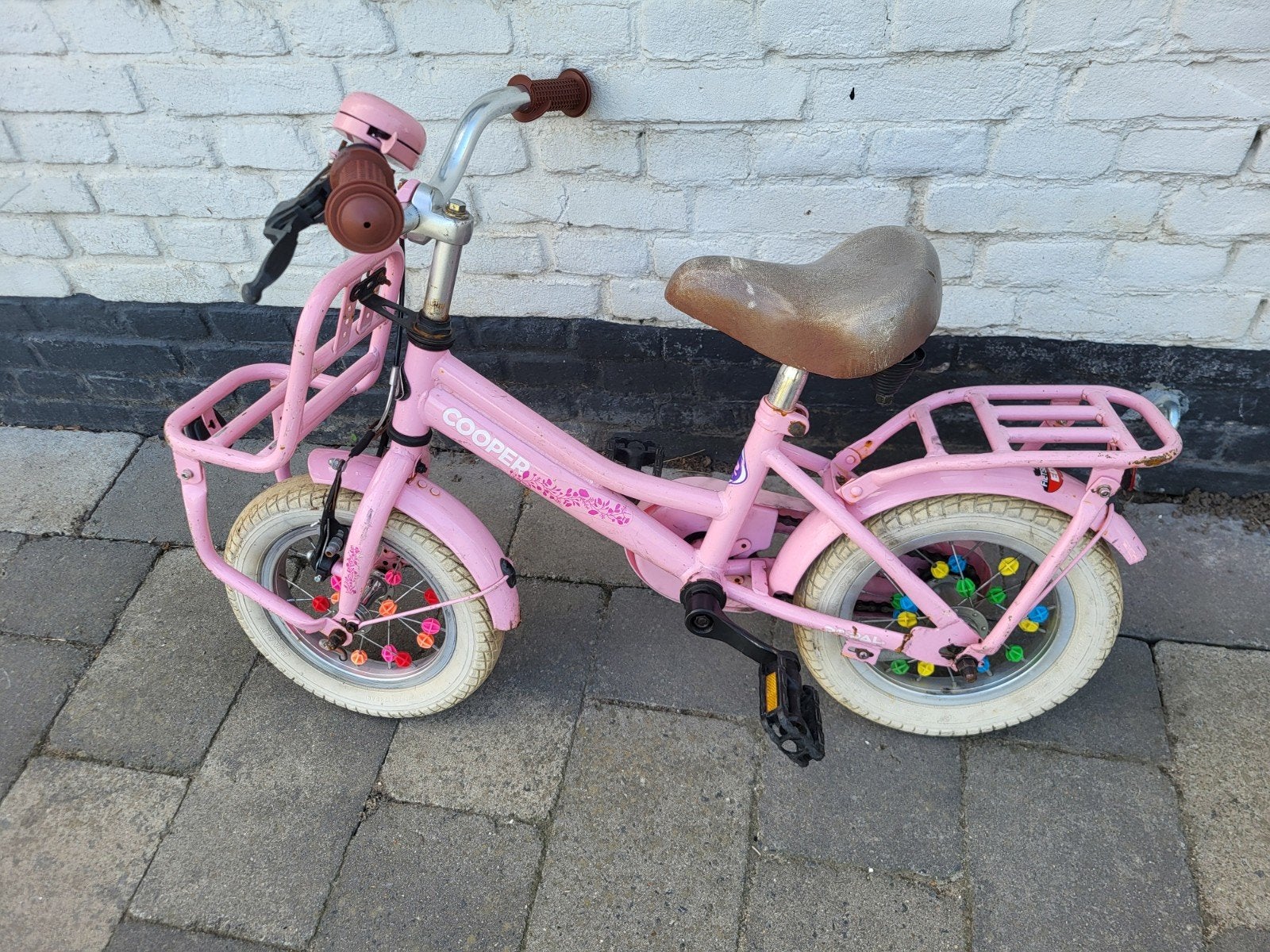 Roze kinderfiets 12 inch met mandje en bagagedrager, Ophalen, Terugtraprem, Gebruikt, Cooper