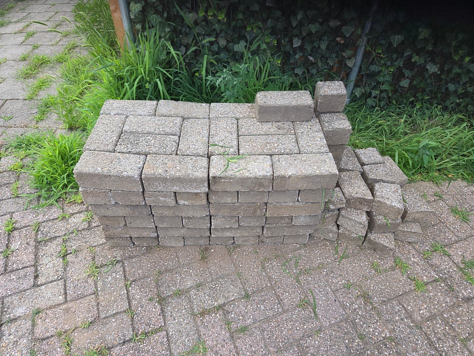 GRATIS af te halen: klinkers – 97 hele + halve + schuine, Ophalen