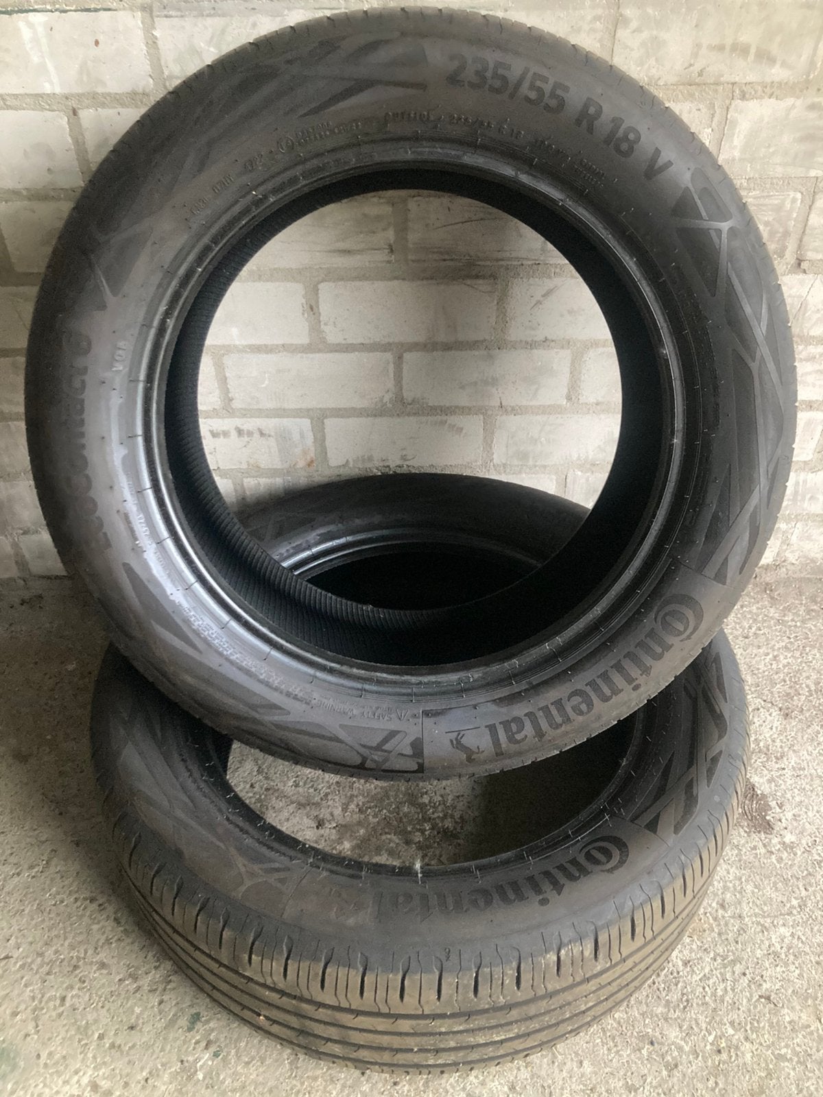 2 X Zomerbanden 235 / 55 R 18 100 V Continetal Eco Contact 6, Ophalen