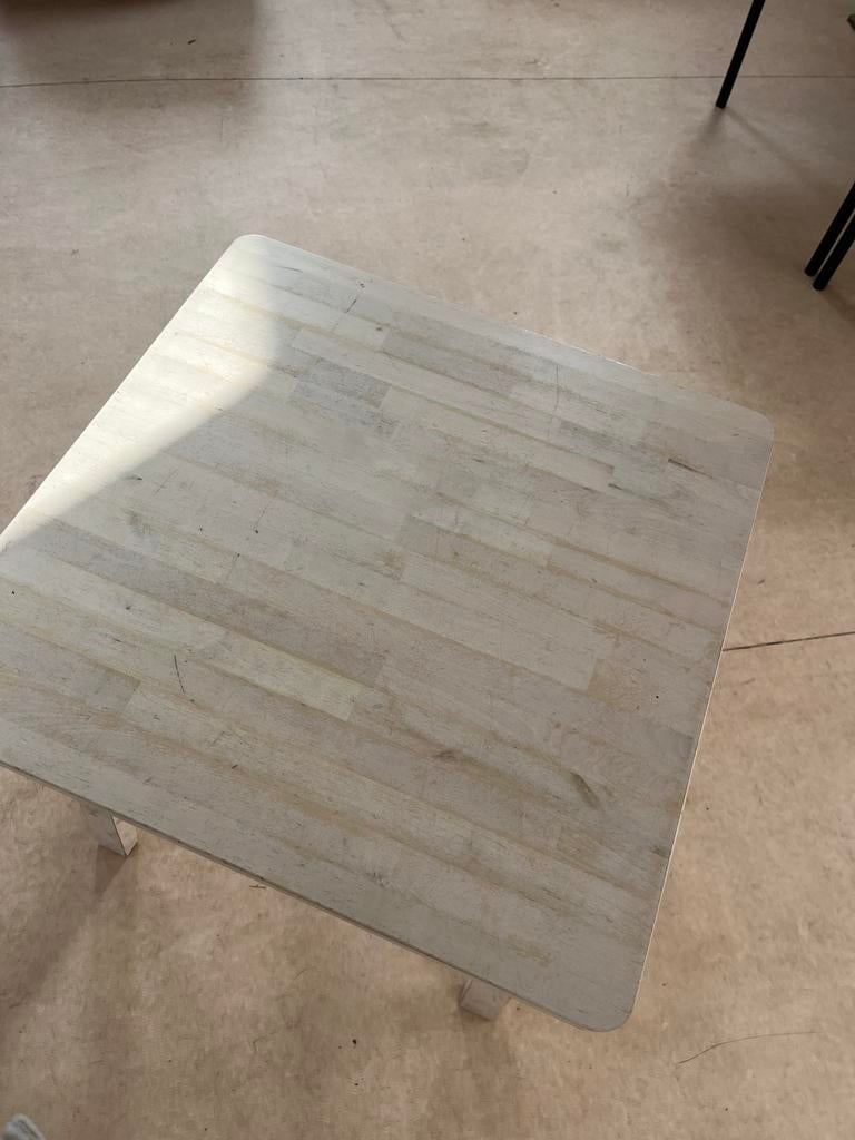Klein houten tafeltje - Ideaal voor diverse ruimtes, Ophalen, Minder dan 45 cm, Minder dan 55 cm, Gebruikt