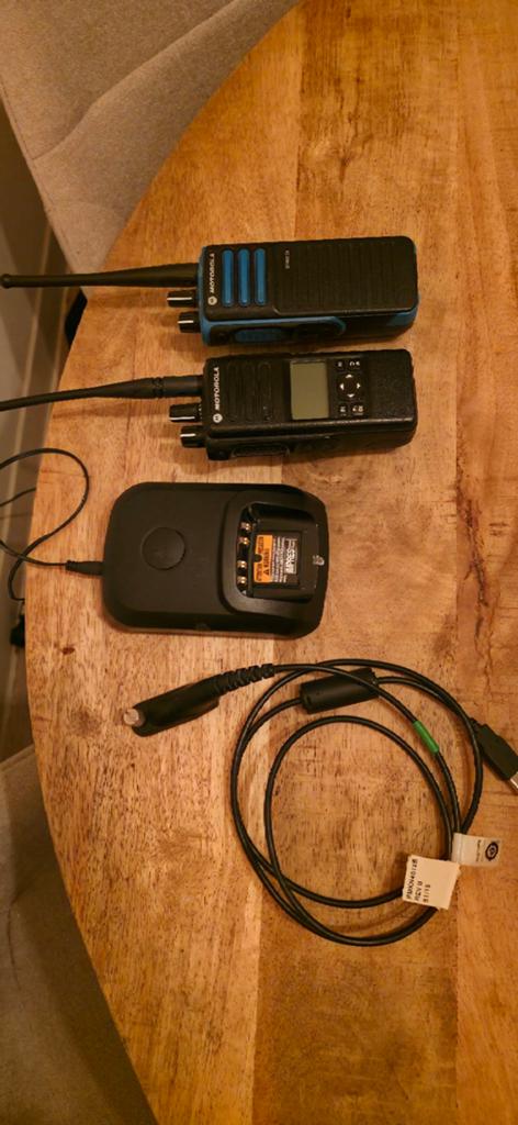 Motorola MOTOTRBO Portofoons, Gebruikt, 5 tot 15 km, Ophalen of Verzenden, Portofoon of Walkie-talkie