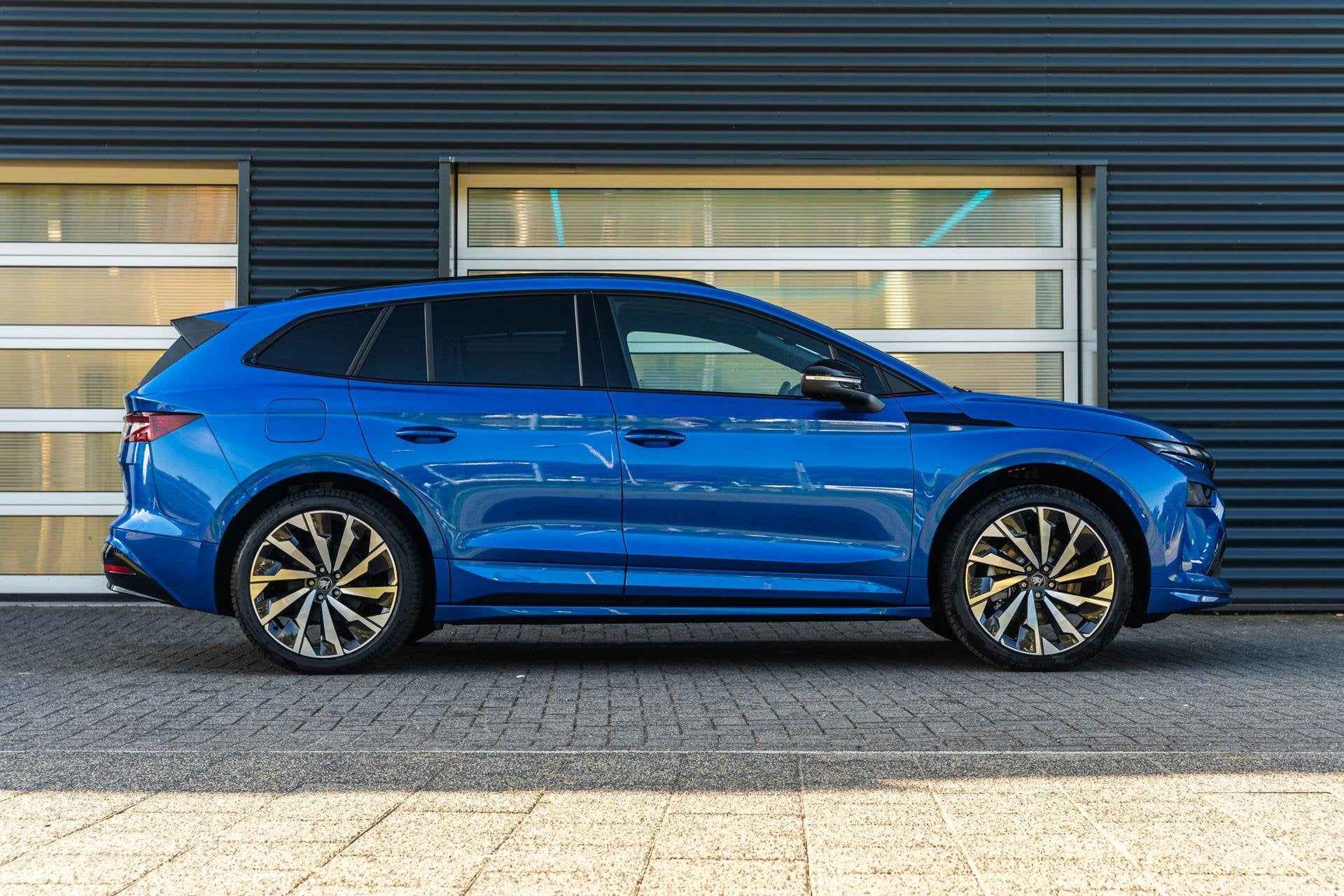 Skoda Enyaq 286pk 85 Sportline Tour Edition | Panoramadak |, Auto's, Automaat, 12 maanden, Achterwielaandrijving, 510 min