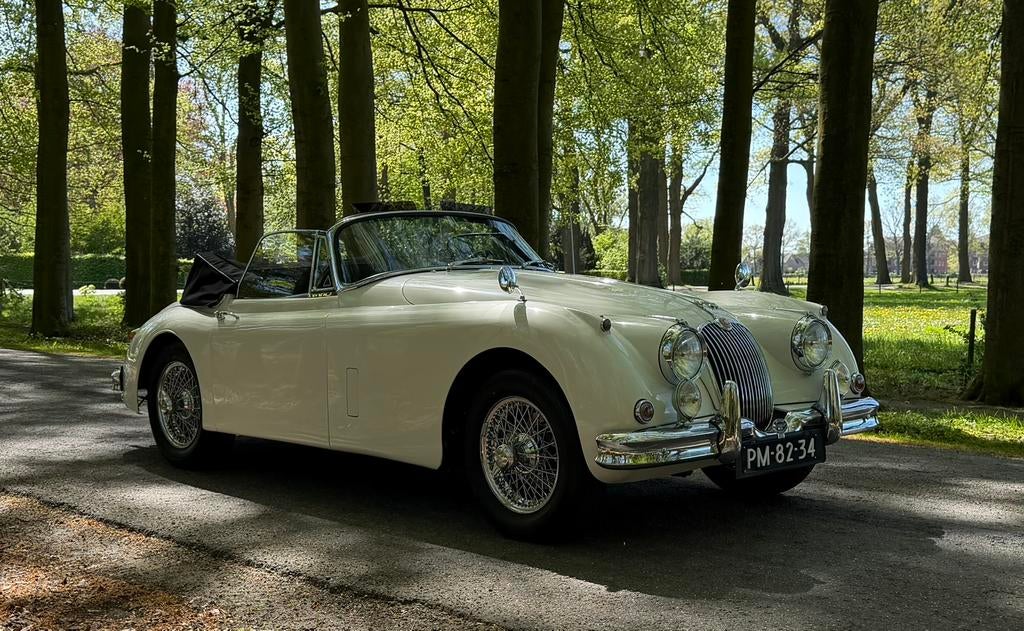 Jaguar XK150 Drophead Coupe matching numbers, XK, Achterwielaandrijving, Zwart, Cabriolet
