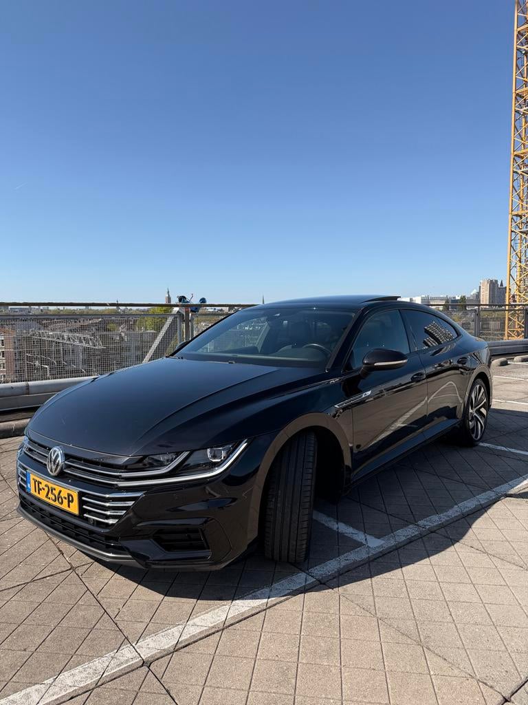 Volkswagen Arteon 1.5 TSI 150pk 7-DSG 2018 Black on Black, Arteon, 1498 cc, 4 cilinders, Zwart