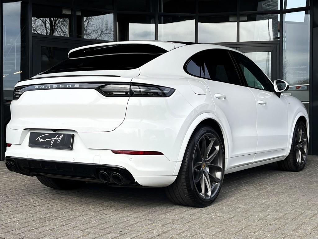 Porsche CAYENNE COUPE 3.0 E-HYBRID - PANO - BOSE - 22 INCH -, Automaat, 14 kWh, Gebruikt, 2995 cc