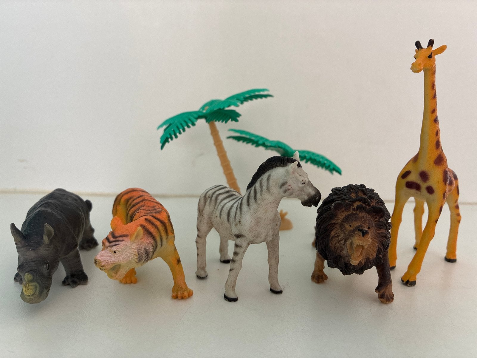 Safari Dieren Speelgoed Set - Leeuw, Zebra, Neushoorn, Tijge, Ophalen, Zo goed als nieuw, Jongen of Meisje