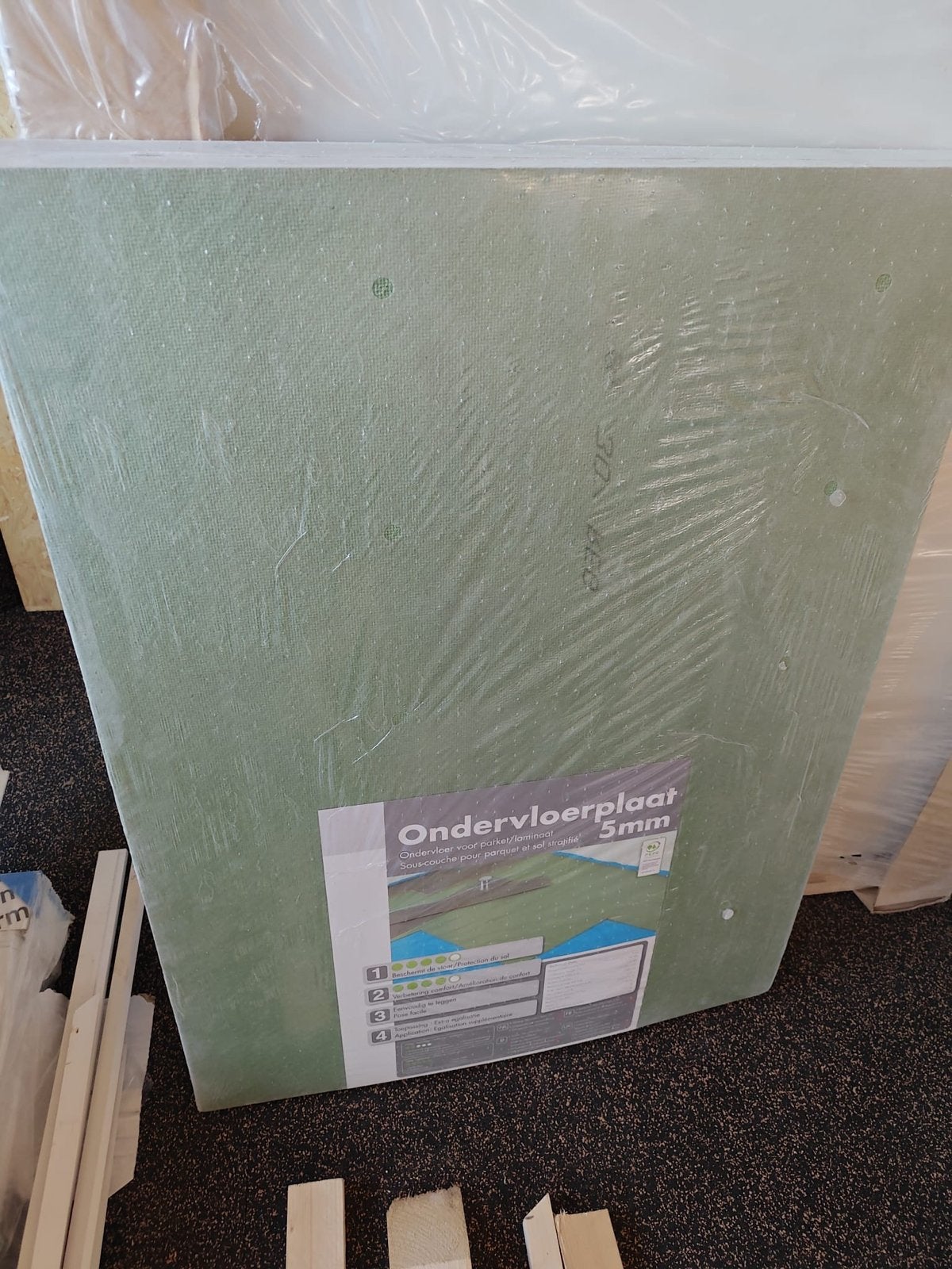 Nieuwe ondervloerplaten 5mm - 15 stuks, Ophalen, Overige materialen, 30 cm of meer, 50 tot 150 cm