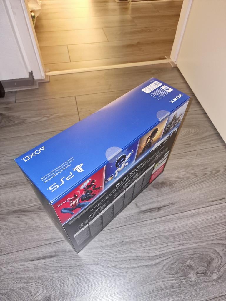 Playstation 5 Digital Edition 825GB - Nieuw in doos KPN, Spelcomputers en Games, Spelcomputers | Sony PlayStation 5, Ophalen, Nieuw