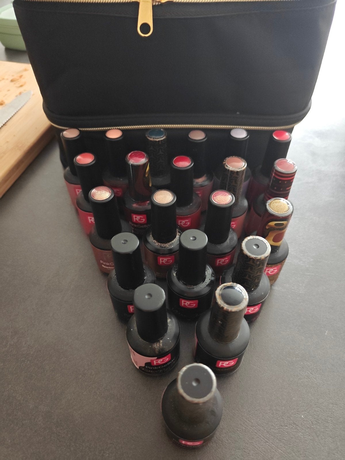 Pink Gellac bases, kleuren en topcoat - 24 potjes, Gebruikt, Overige kleuren, Ophalen of Verzenden, Handen en Nagels