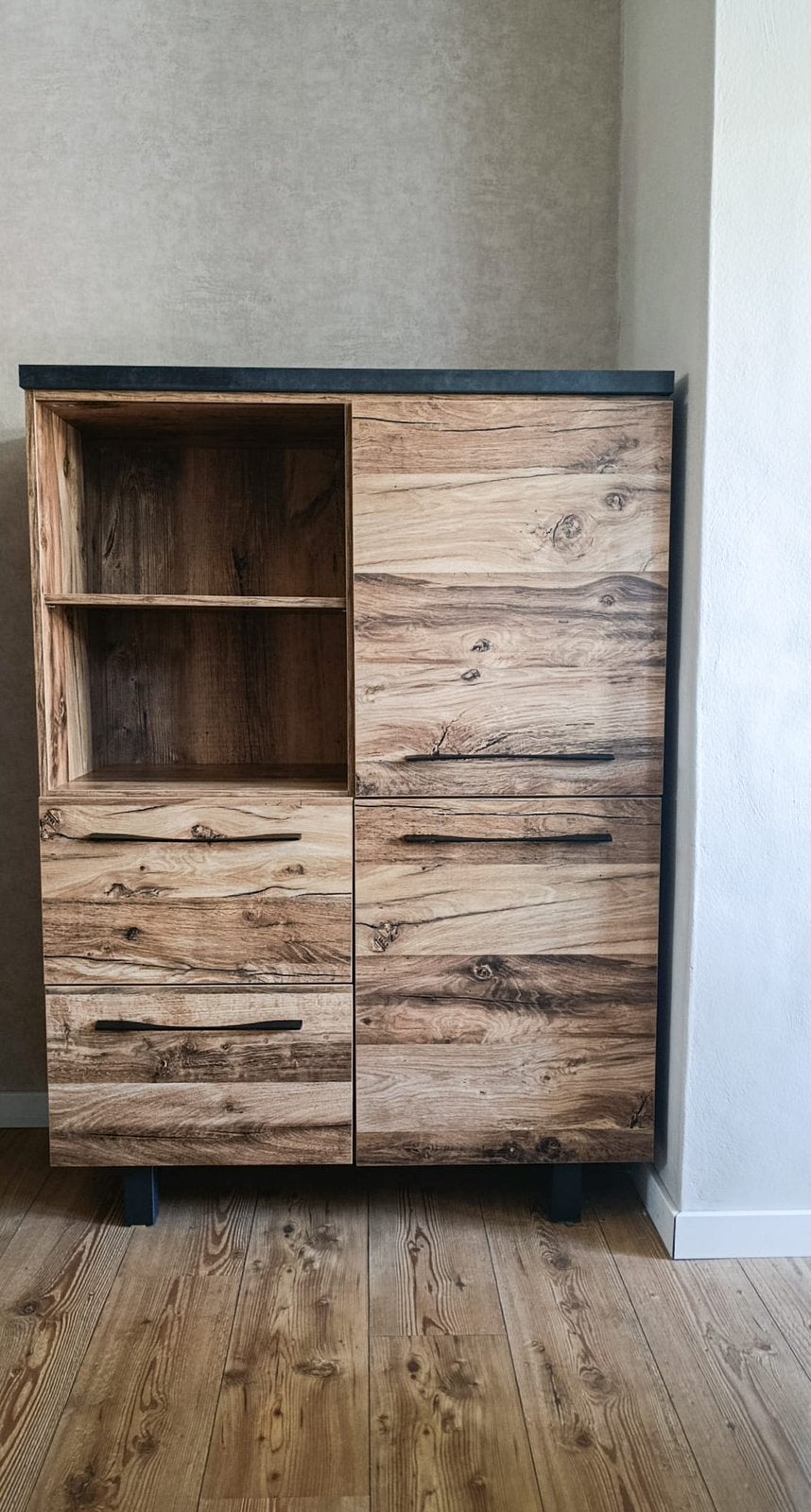 Dressoir Castano Pronto wonen, Ophalen, Zo goed als nieuw, Minder dan 150 cm, Minder dan 100 cm