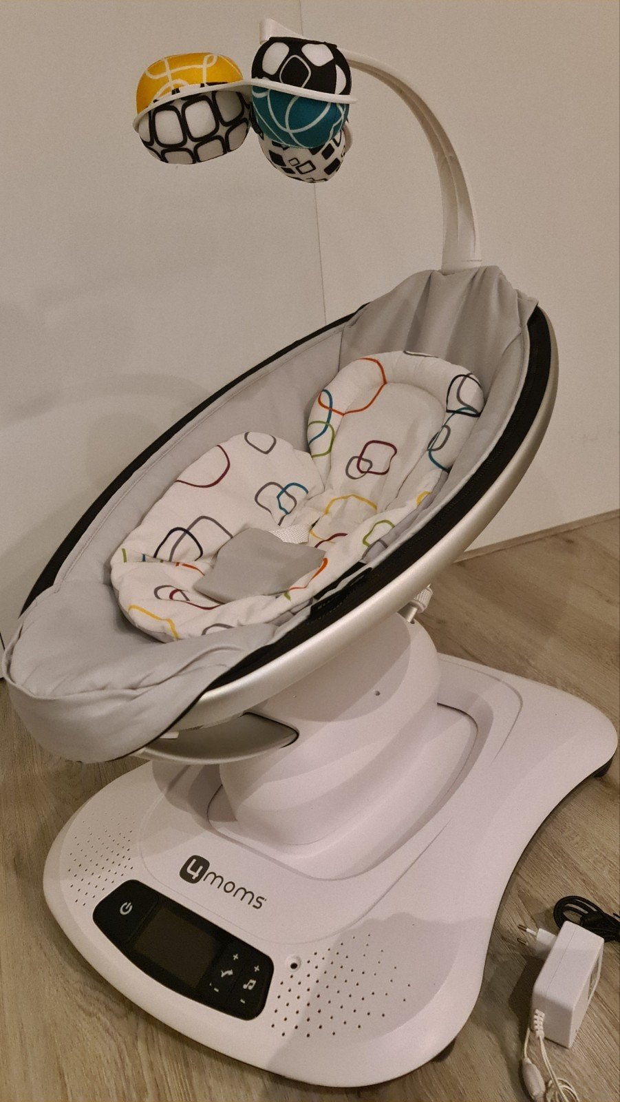 4Moms Mamaroo 4, Kinderen en Baby's, Ophalen of Verzenden, Zo goed als nieuw, Verstelbaar