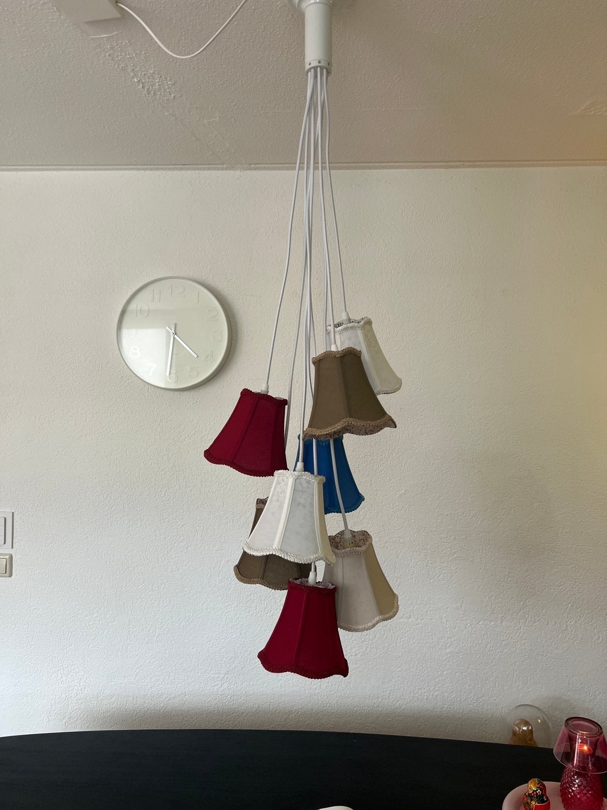 Toffe hanglamp met 7 schemerlampjes! Gekleurd. Pronto., Ophalen, Nieuw, Textiel, E27 (groot)
