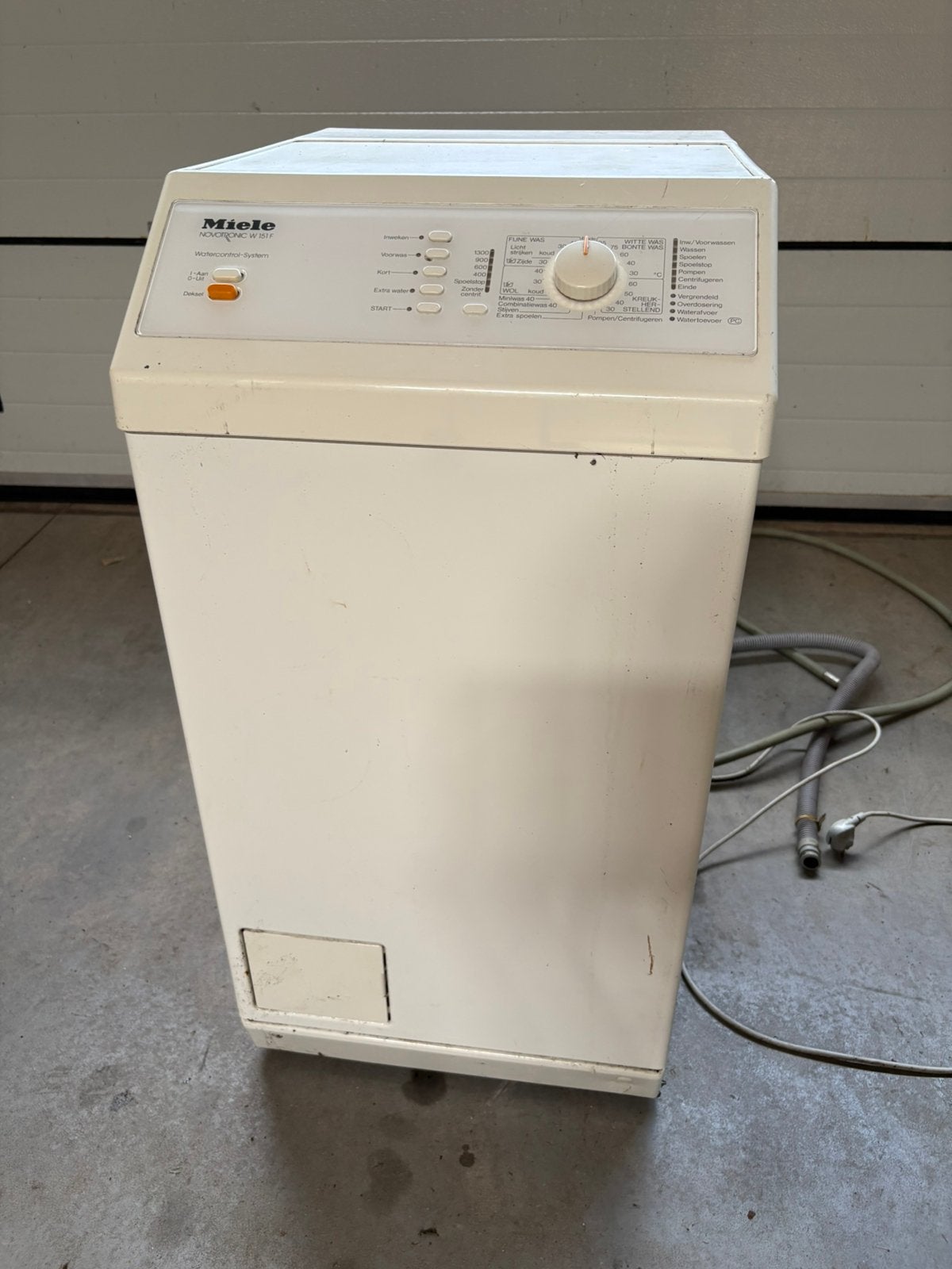 Miele wasautomaat, Ophalen, Zo goed als nieuw, 1200 tot 1600 toeren, 85 tot 90 cm