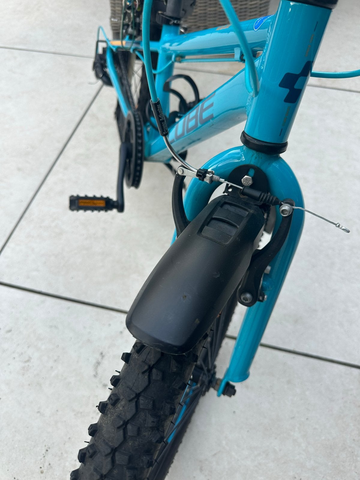 Cube kinderfiets 20 inch - Zo goed als nieuw, Fietsen en Brommers, Fietsen | Kinderfietsjes, Ophalen, Zo goed als nieuw, Schijfrem