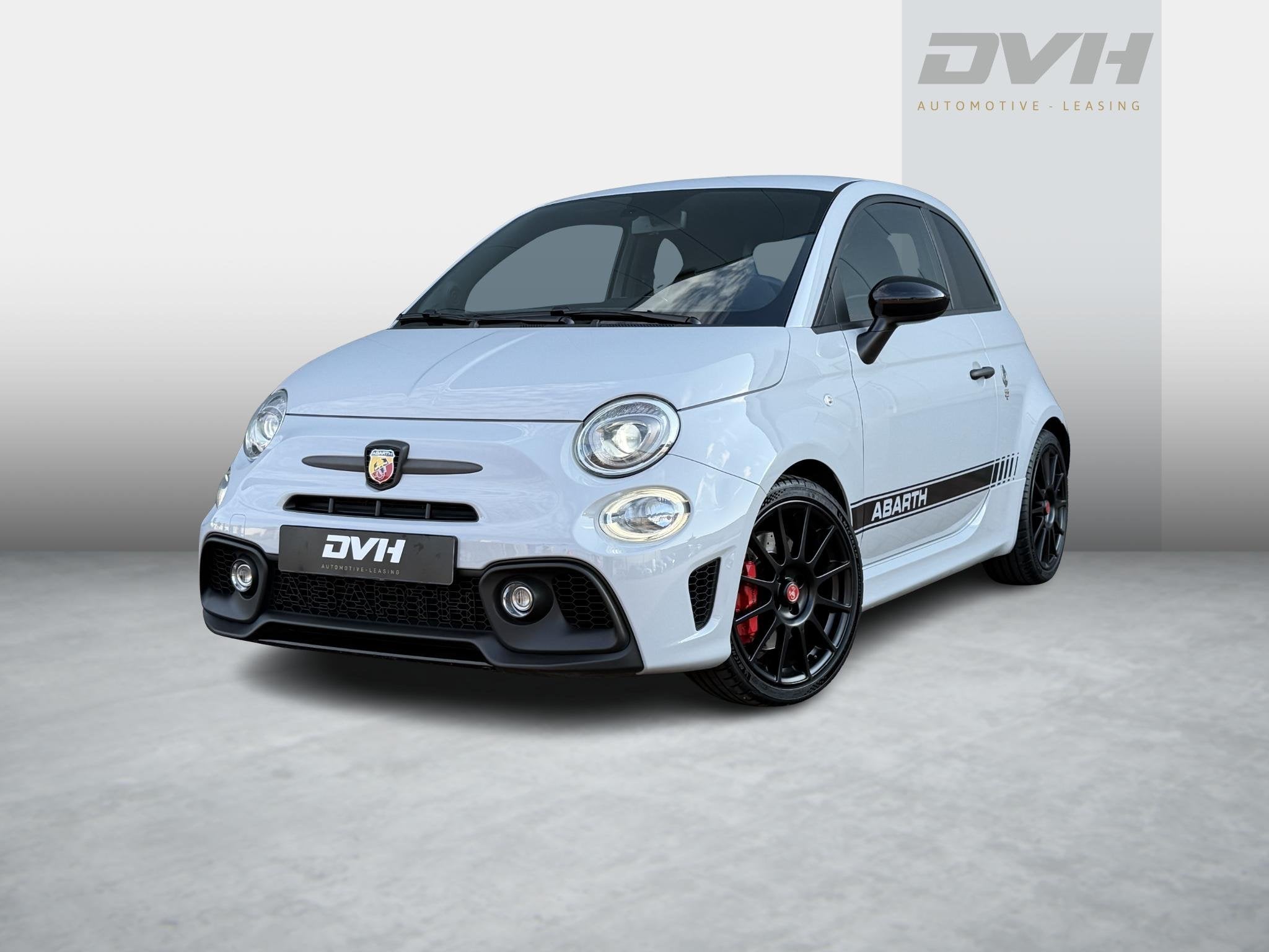Abarth 595 1.4 T-Jet Esseesse 70th Anniversary BEATS | AKRA, Auto's, Dealer onderhouden, 15 km/l, Gebruikt, Euro 6