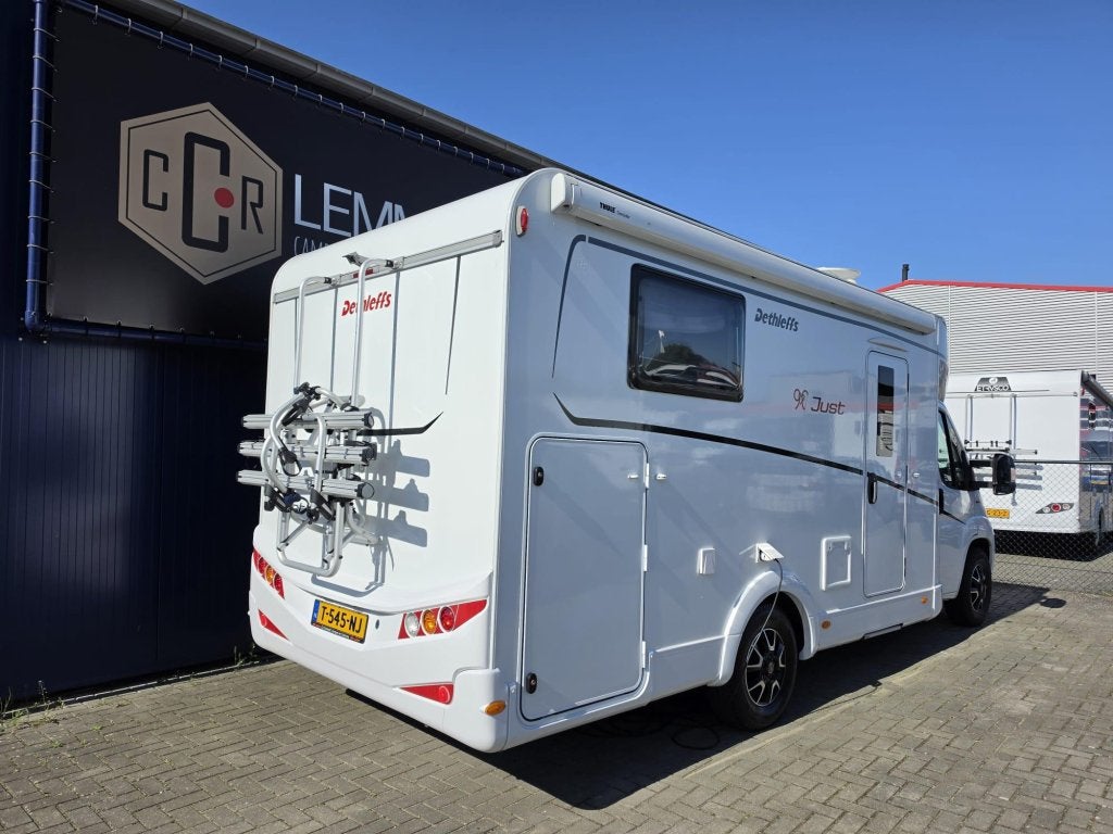Dethleffs Just 90 T 6812 EB Enk bedden omvormer enz, Luifel, Koelkast, Ringverwarming, Fiat