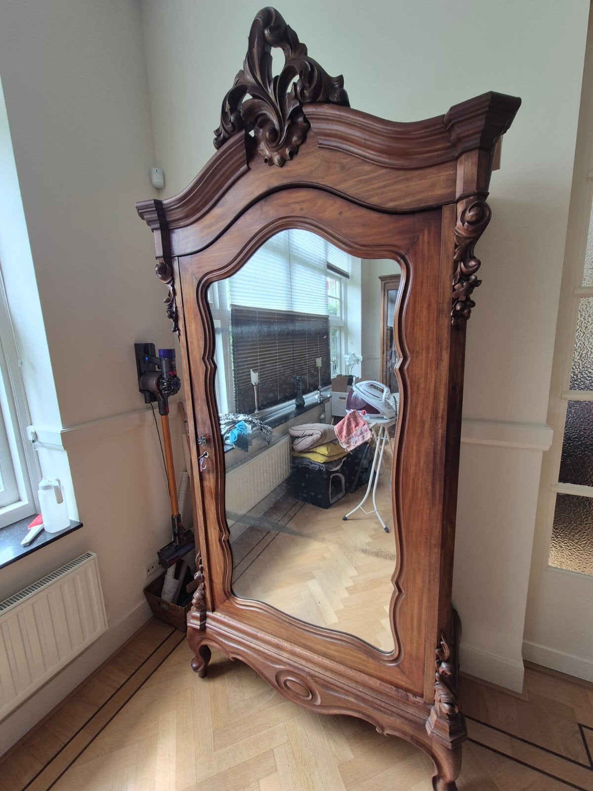 spiegel- kuif kast., Ophalen